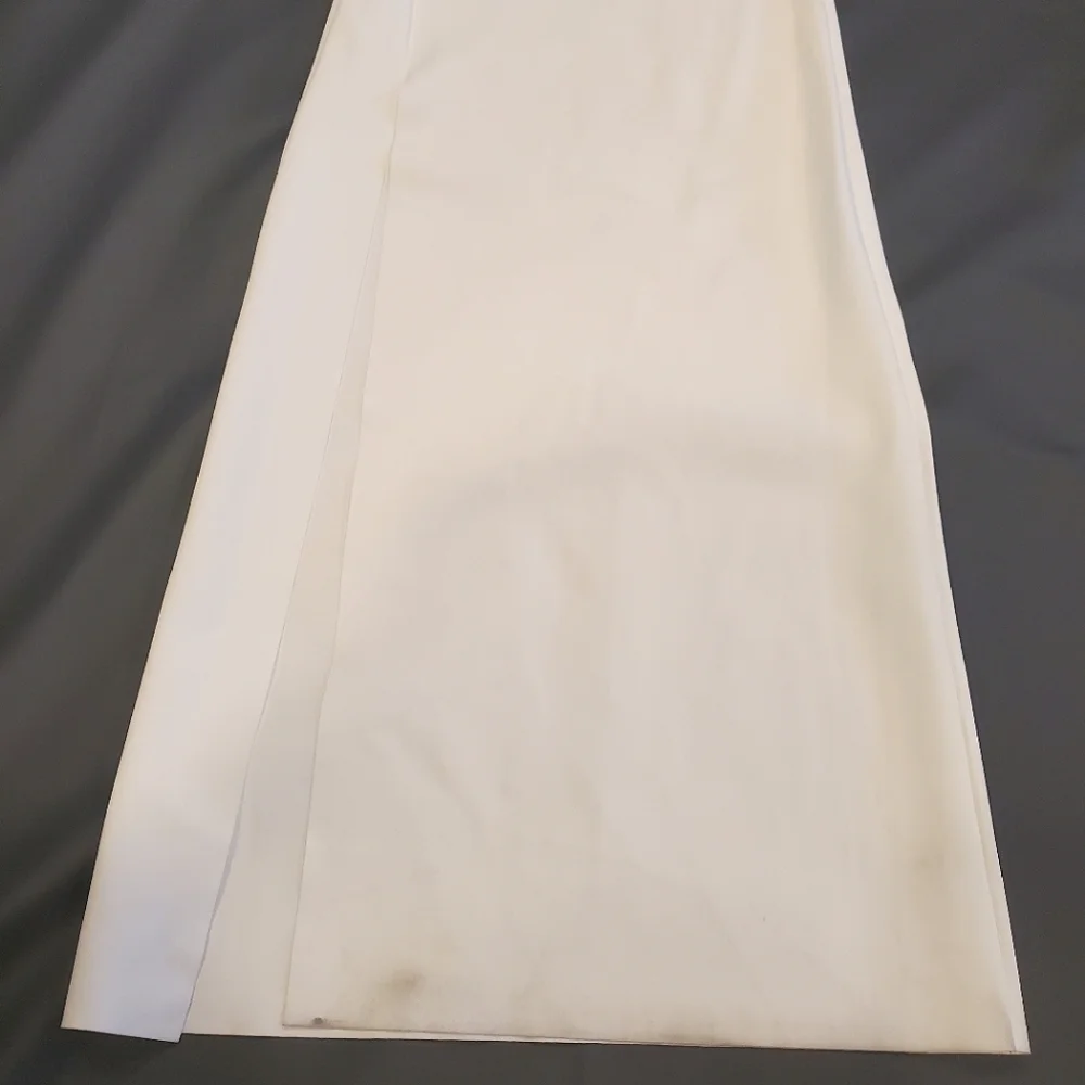 NWT$1,090 Chiara Boni Xenia White Asymmetric Column Gown Dress Sz 8 (44) - Picture 13 of 16